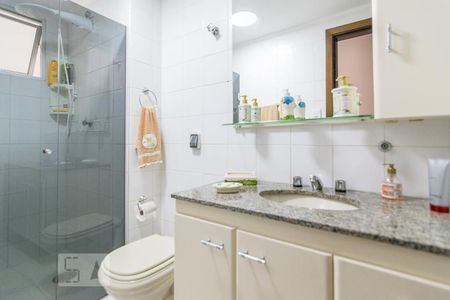 Banheiro de apartamento para alugar com 3 quartos, 125m² em Santa Paula, São Caetano do Sul