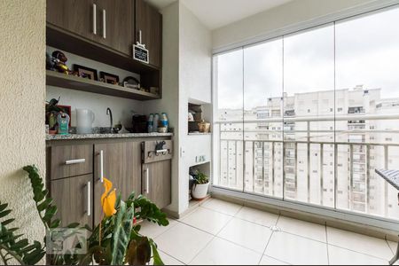 Varanda de apartamento para alugar com 2 quartos, 85m² em Jardim Tupanci, Barueri