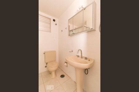 Banheiro de apartamento para alugar com 3 quartos, 89m² em Perdizes, São Paulo