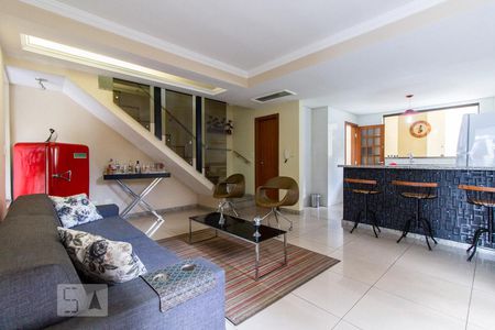 Sala de casa à venda com 3 quartos, 130m² em Santa Amélia, Belo Horizonte