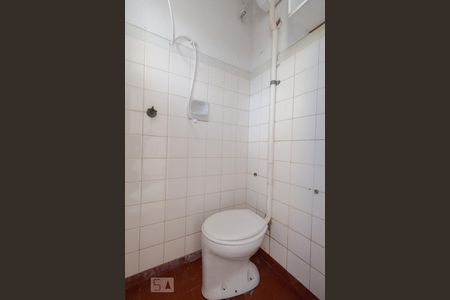 Banheiro de serviço de casa para alugar com 2 quartos, 96m² em Mooca, São Paulo
