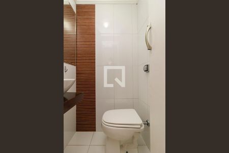 Lavabo de apartamento para alugar com 3 quartos, 80m² em Jardim Petrópolis, São Paulo