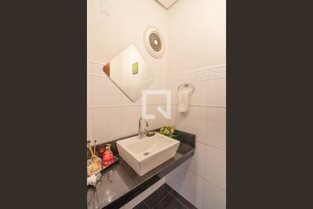 Lavabo da Sala de casa para alugar com 4 quartos, 340m² em Sarandi, Porto Alegre