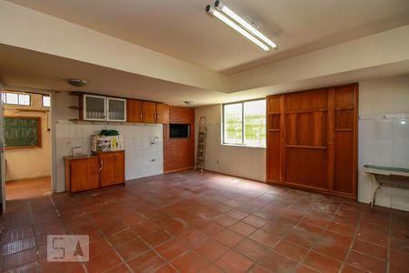 Cozinha 1 de casa para alugar com 6 quartos, 650m² em Sarandi, Porto Alegre