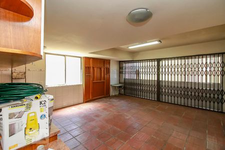 Garagem 3 de casa para alugar com 6 quartos, 650m² em Sarandi, Porto Alegre