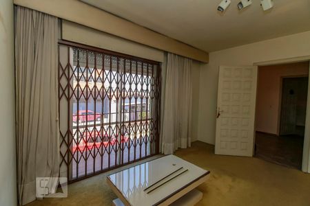 Sala 2 de casa para alugar com 6 quartos, 650m² em Sarandi, Porto Alegre