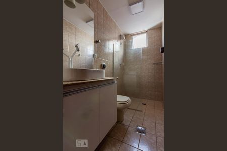 Banheiro Social de apartamento à venda com 3 quartos, 129m² em Santo Antônio, Belo Horizonte