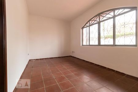 Sala de casa à venda com 3 quartos, 300m² em Jardim Madalena, Campinas