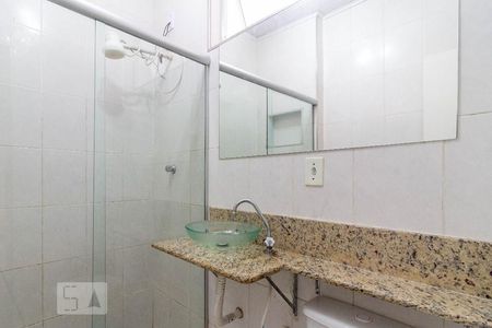 Banheiro de casa para alugar com 1 quarto, 50m² em Quintino, Rio de Janeiro