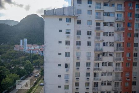 Vista do Quarto 1 de apartamento para alugar com 2 quartos, 47m² em Jacarepaguá, Rio de Janeiro