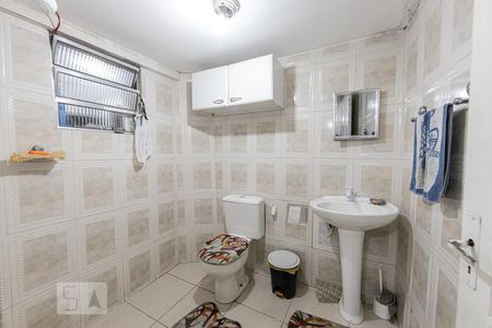 Banheiro Social 1 de casa para alugar com 4 quartos, 126m² em Mooca, São Paulo