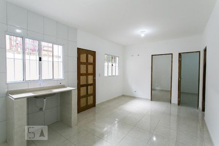 Sala e Cozinha de casa para alugar com 2 quartos, 56m² em Mooca, São Paulo