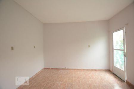 Sala de casa para alugar com 1 quarto, 38m² em Irajá, Rio de Janeiro