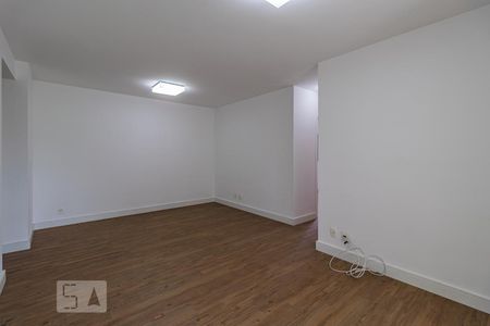 Sala de apartamento para alugar com 2 quartos, 77m² em Alphaville, Barueri