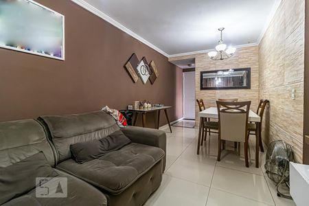 Sala de apartamento para alugar com 3 quartos, 76m² em Taquara, Rio de Janeiro