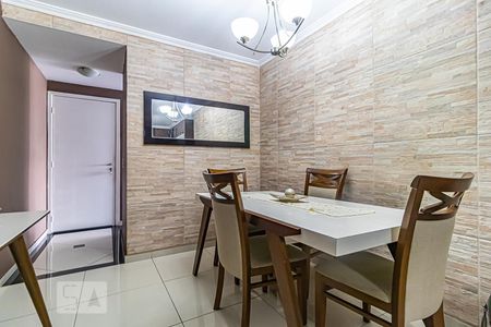 Sala de apartamento para alugar com 3 quartos, 76m² em Taquara, Rio de Janeiro