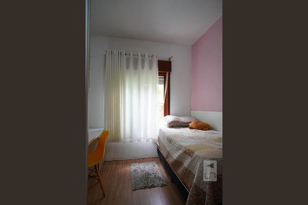 Quarto 1 de casa para alugar com 3 quartos, 187m² em Sarandi, Porto Alegre