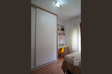 Quarto 1 de casa para alugar com 3 quartos, 187m² em Sarandi, Porto Alegre
