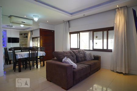 Sala de casa para alugar com 3 quartos, 187m² em Sarandi, Porto Alegre