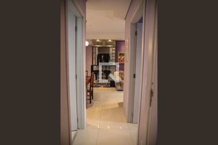 Corredor de apartamento para alugar com 2 quartos, 62m² em Fundação, São Caetano do Sul