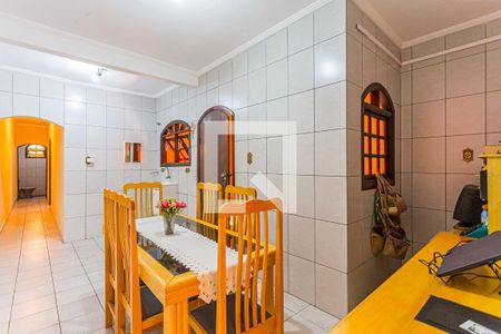 Sala de jantar de casa à venda com 3 quartos, 213m² em Jardim Cristiane, Santo André