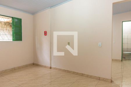 Quarto de casa para alugar com 1 quarto, 50m² em Samambaia Norte (samambaia), Brasília