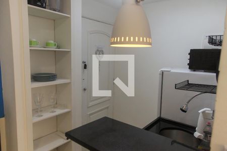 Cozinha de kitnet/studio para alugar com 1 quarto, 20m² em Copacabana, Rio de Janeiro
