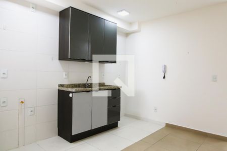 Sala/Cozinha de apartamento à venda com 1 quarto, 50m² em Vila Valparaiso, Santo André