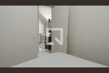 Quarto 1 de casa à venda com 2 quartos, 50m² em Padroeira, Osasco