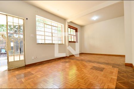 Sala de casa à venda com 2 quartos, 304m² em Santo Antônio, Belo Horizonte