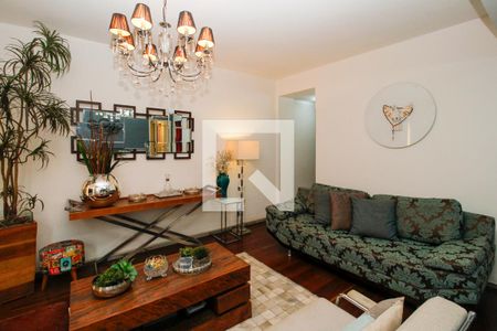 Sala  de apartamento para alugar com 3 quartos, 110m² em Santo Antônio, Belo Horizonte