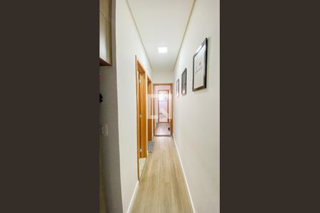 Corredor de apartamento à venda com 2 quartos, 62m² em Vila Pires, Santo André