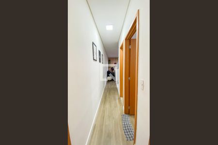 Corredor de apartamento à venda com 2 quartos, 62m² em Vila Pires, Santo André