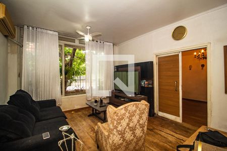 Sala de casa à venda com 8 quartos, 200m² em Santo Antônio, Porto Alegre