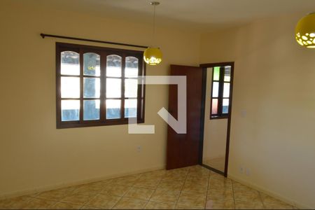 Quarto 1 de casa para alugar com 2 quartos, 120m² em Jacarepaguá, Rio de Janeiro