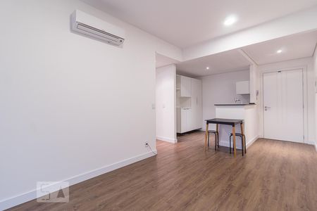 Sala de apartamento para alugar com 1 quarto, 49m² em Petrópolis, Porto Alegre
