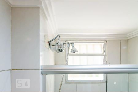 Banheiro de apartamento para alugar com 2 quartos, 57m² em Maria Virgínia, Belo Horizonte