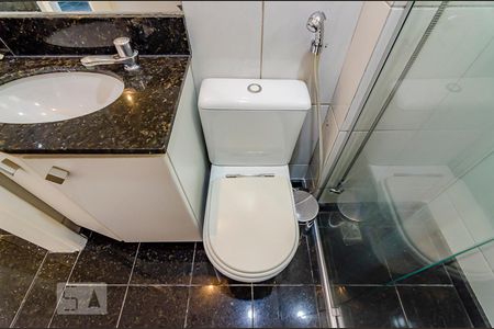 Banheiro de apartamento para alugar com 2 quartos, 57m² em Maria Virgínia, Belo Horizonte