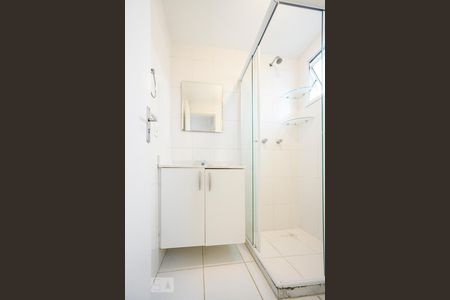 Banheiro suíte 01 de apartamento para alugar com 2 quartos, 54m² em Jardim América da Penha, São Paulo