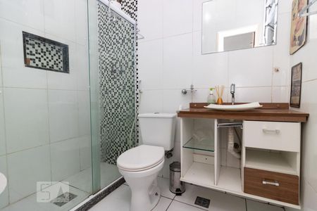 Banheiro de apartamento para alugar com 2 quartos, 65m² em Méier, Rio de Janeiro