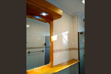 Banheiro de apartamento para alugar com 2 quartos, 60m² em Vila Santana, São Paulo