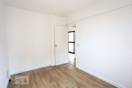 Quarto 1 de apartamento para alugar com 2 quartos, 75m² em Jardim Maria Rosa, Taboão da Serra