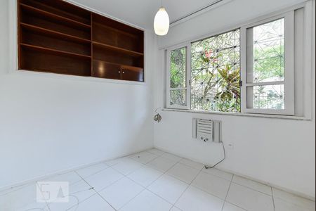 Quarto de apartamento para alugar com 2 quartos, 50m² em Jardim Botânico, Rio de Janeiro
