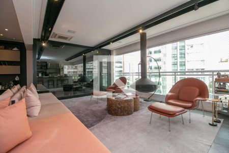 Varanda de apartamento à venda com 3 quartos, 280m² em Vila Regente Feijó, São Paulo