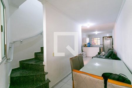 Sala de casa de condomínio à venda com 2 quartos, 70m² em Vila Araguaia, São Paulo