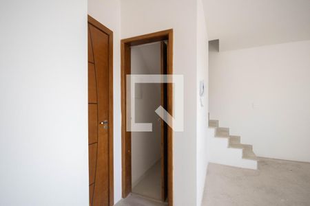 Lavabo de apartamento à venda com 2 quartos, 60m² em Vila Mazzei, São Paulo