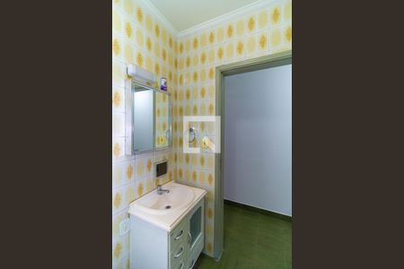 Casa 1 Banheiro de casa à venda com 3 quartos, 320m² em Vila Santa Clara, São Paulo