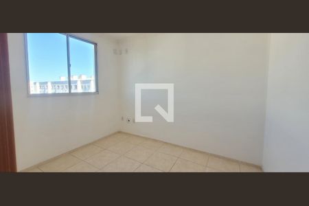 Quarto de apartamento para alugar com 2 quartos, 44m² em Santa Cruz, Rio de Janeiro