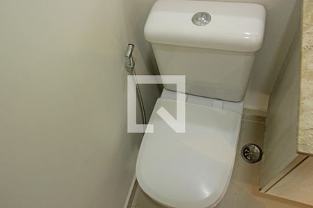 Lavabo de apartamento para alugar com 2 quartos, 104m² em Ponta da Praia, Santos