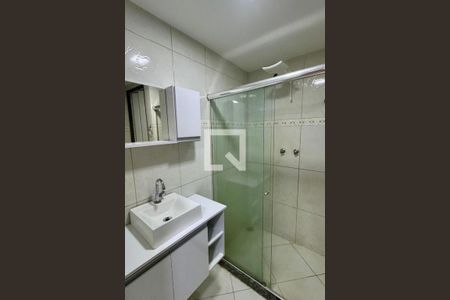 Casa à venda com 3 quartos, 100m² em Vila Valqueire, Rio de Janeiro